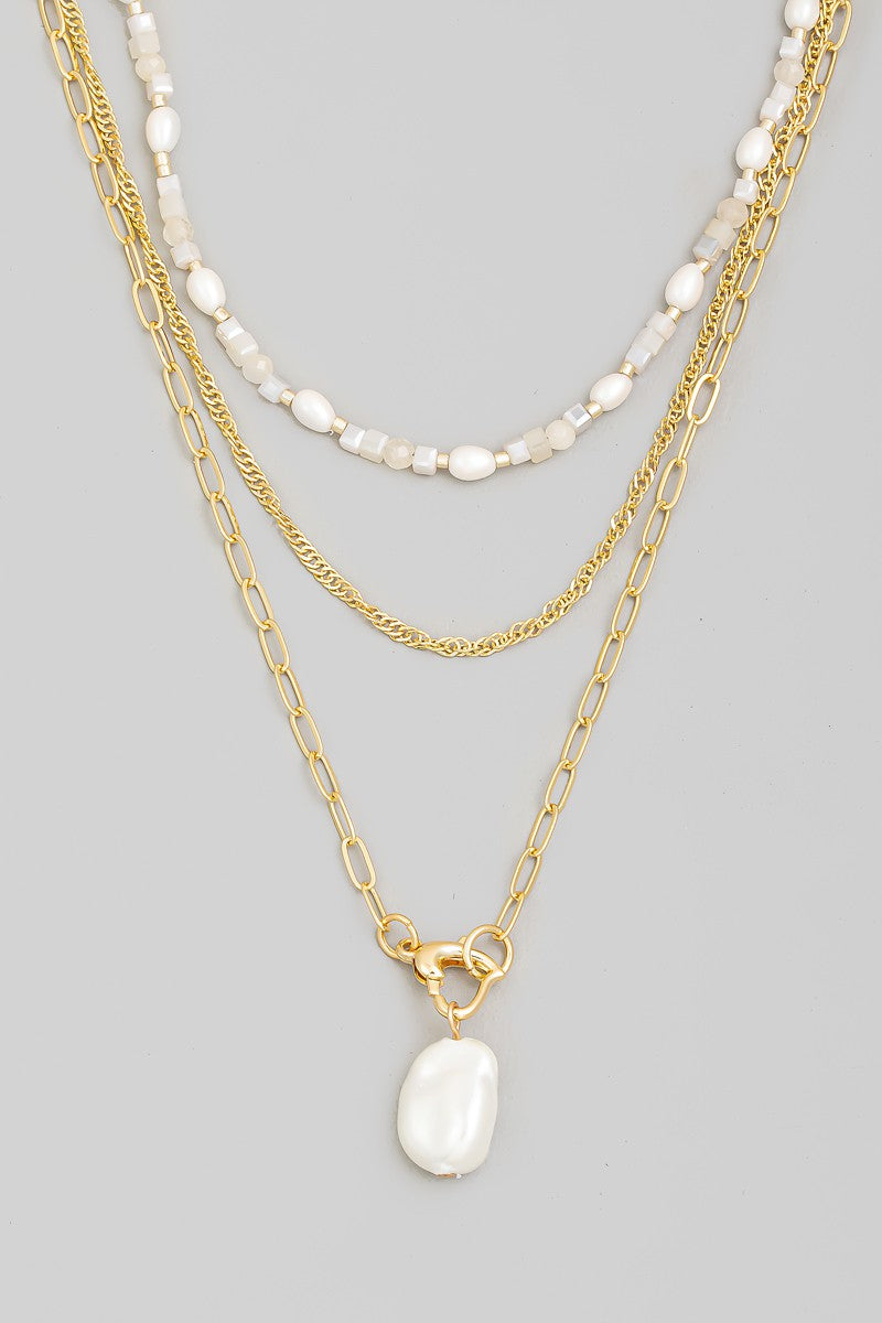 Pearl Pendant Necklace