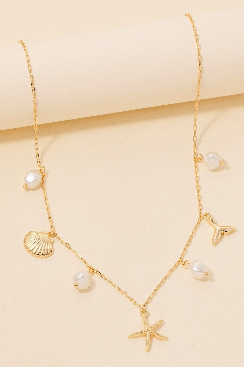 Whale Tail Pearl Necklace