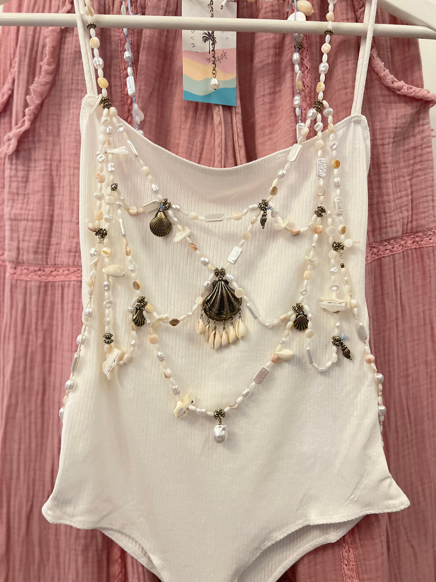 Avery Shell Body Chain